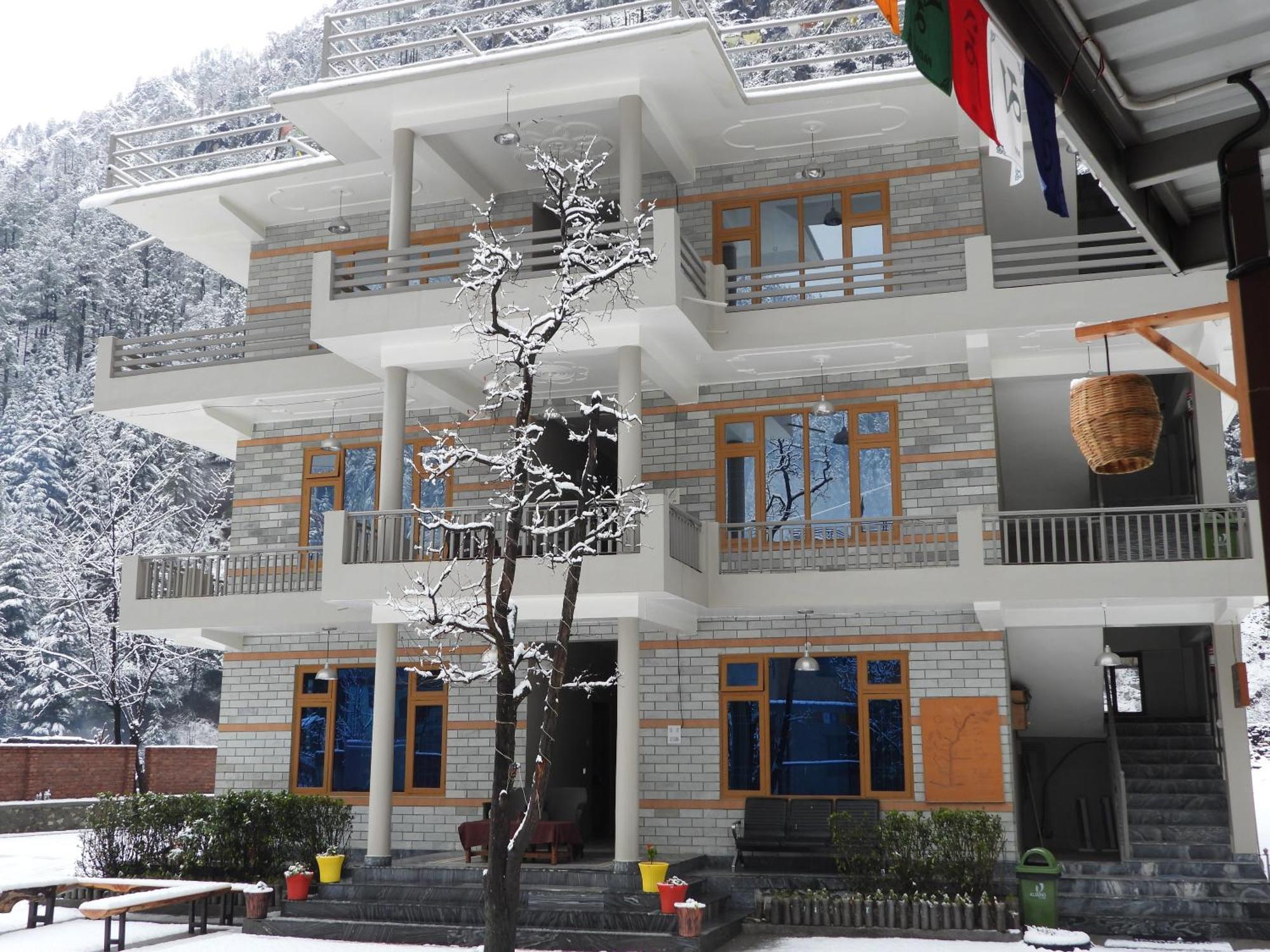 The Royal Orchard Kasol Hotel Luaran gambar