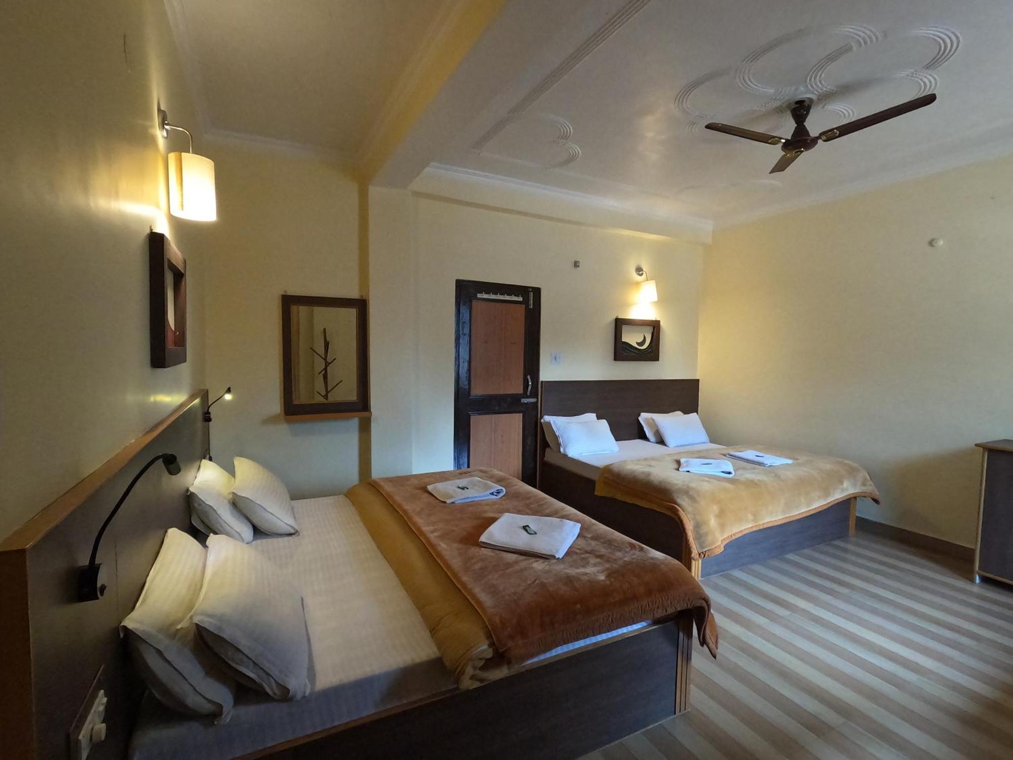The Royal Orchard Kasol Hotel Luaran gambar