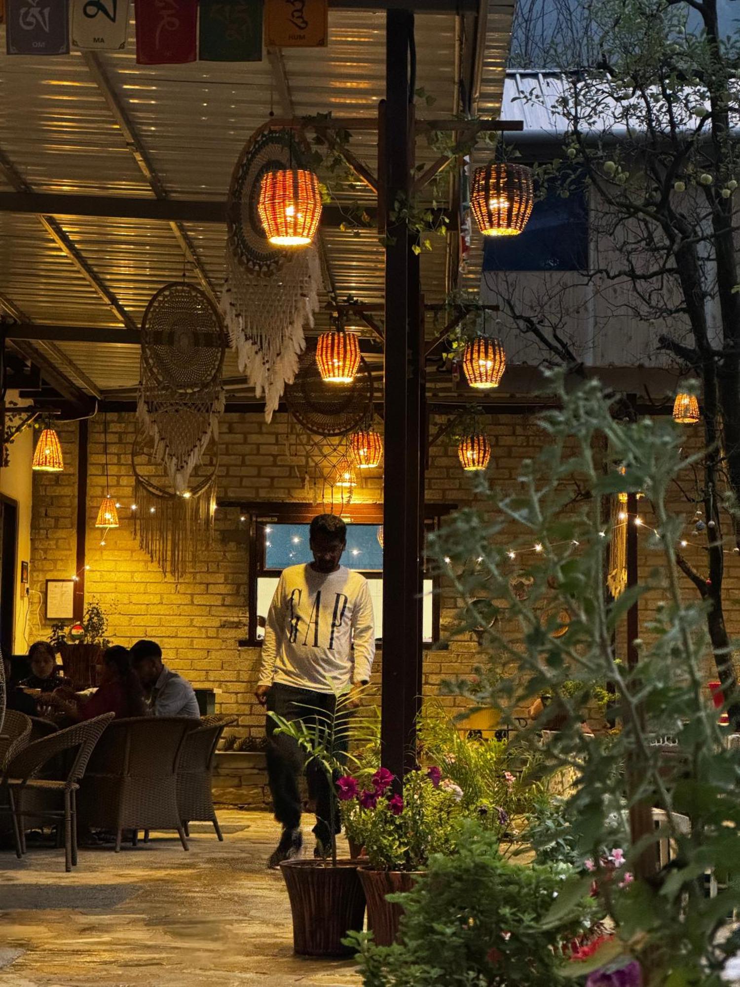 The Royal Orchard Kasol Hotel Luaran gambar