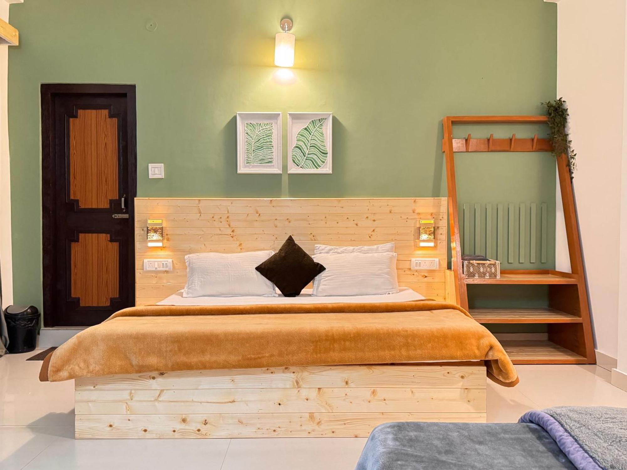 The Royal Orchard Kasol Hotel Luaran gambar