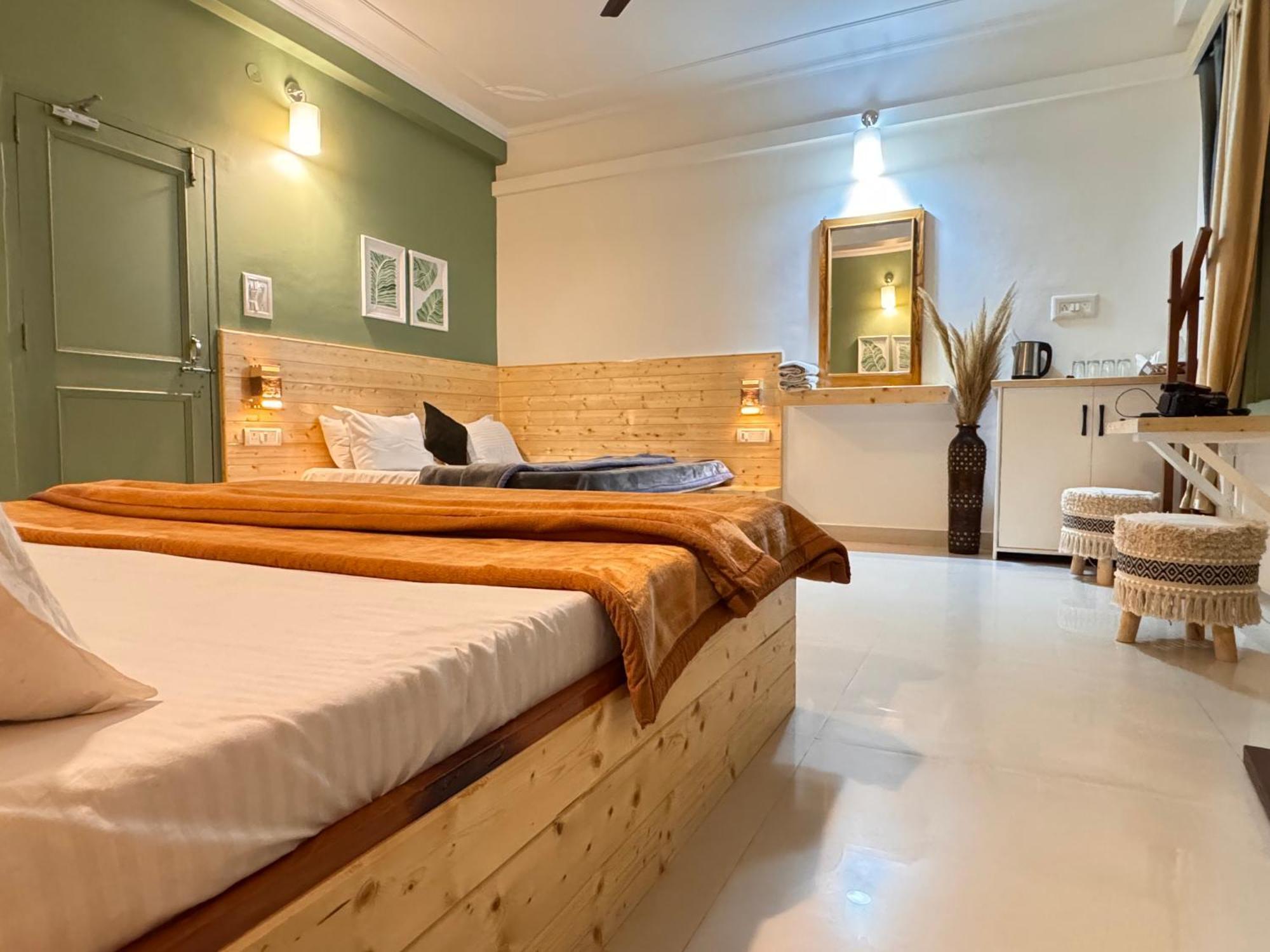 The Royal Orchard Kasol Hotel Luaran gambar
